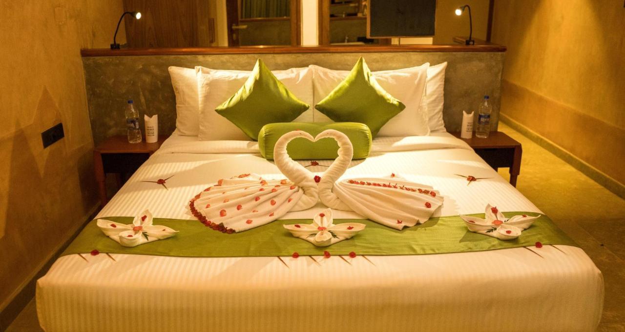 Klov Resort & Spa วายานาด ภายนอก รูปภาพ