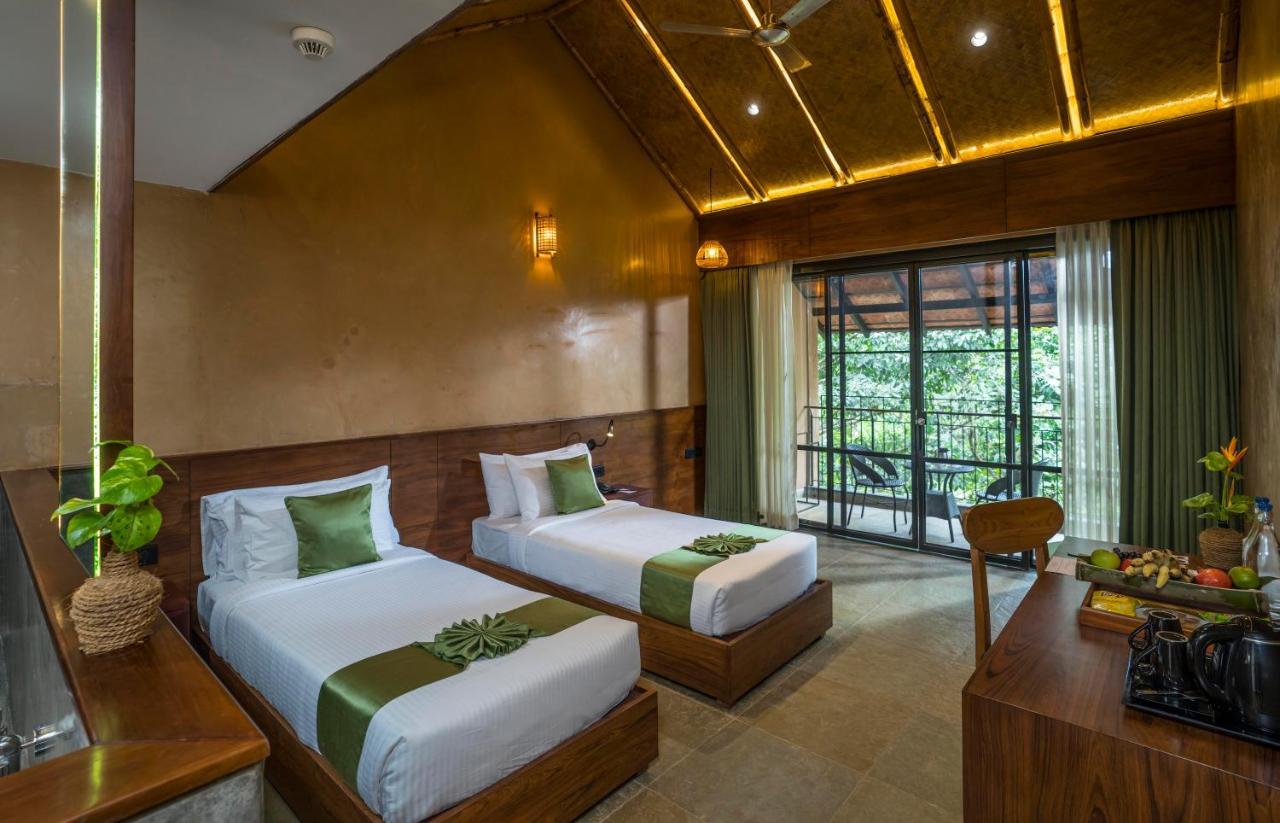 Klov Resort & Spa วายานาด ภายนอก รูปภาพ